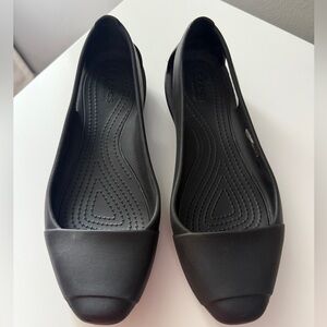 Crocs Womens Stylish Black Flats Size 6